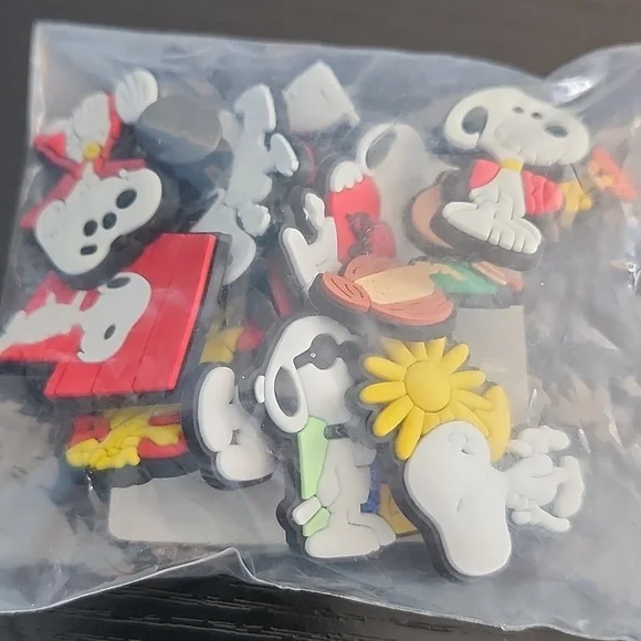 Peanuts Character Inspired Croc Shoe Charms (Set of 13) - Picture 14 of 14
